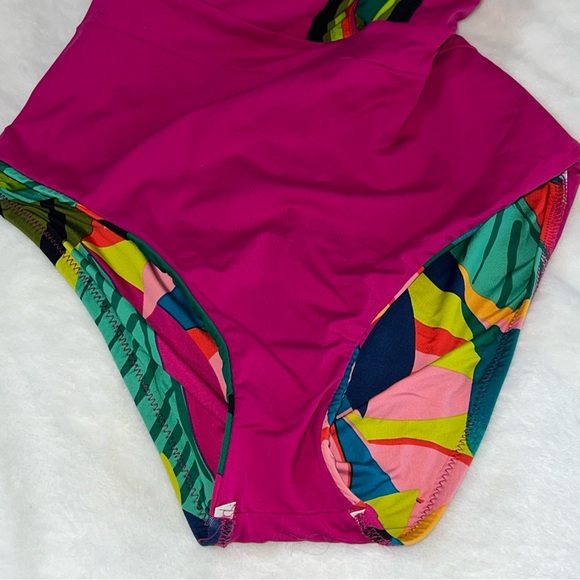 Trina Turk  Women's Standard Rainforest Plunge Hi Leg One Piece, Multi, Size 10 - Picture 14 of 16